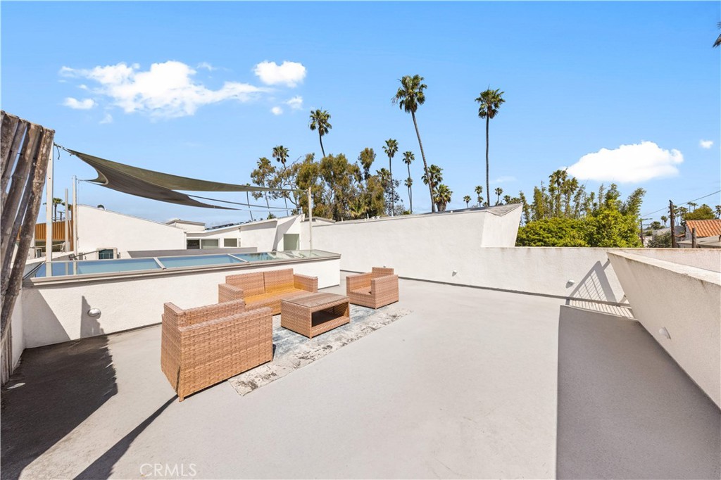 719 Venice Boulevard Property Photo 44