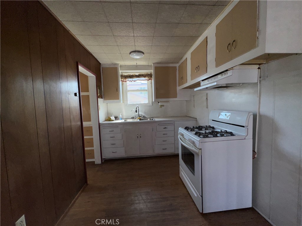 9339 Guess Property Photo 4