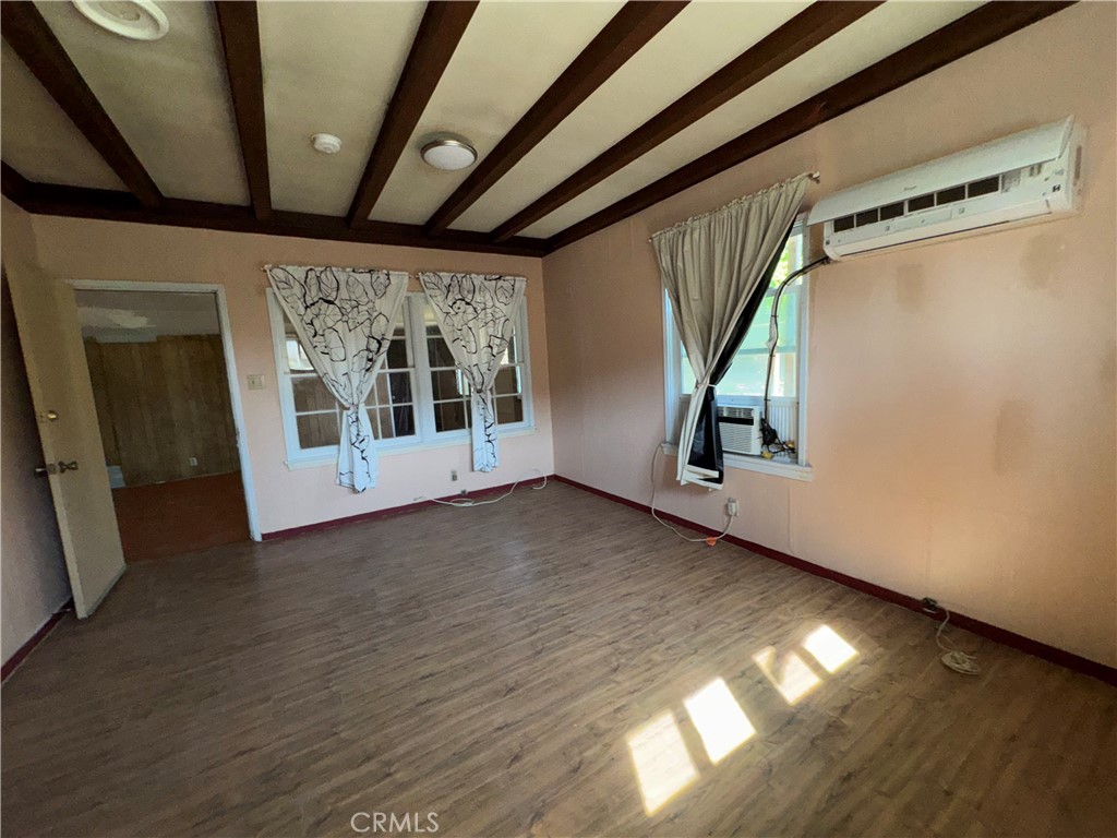 9339 Guess Property Photo 7