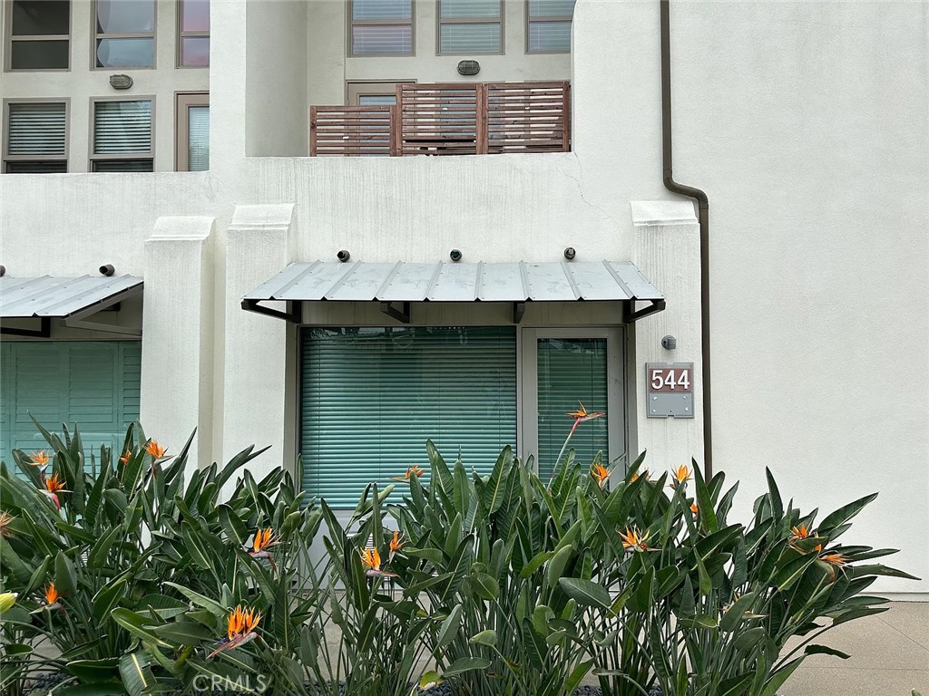 544 S Brea Property Photo 2