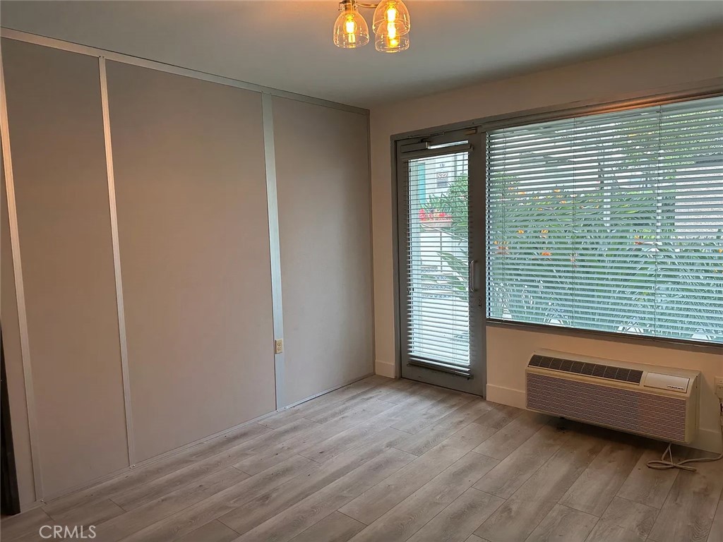544 S Brea Property Photo 3