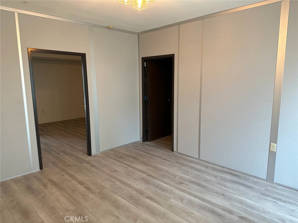 544 S Brea Property Photo 7