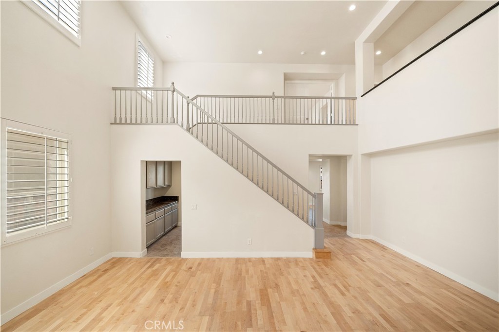 25122 Cliffrose Property Photo 4