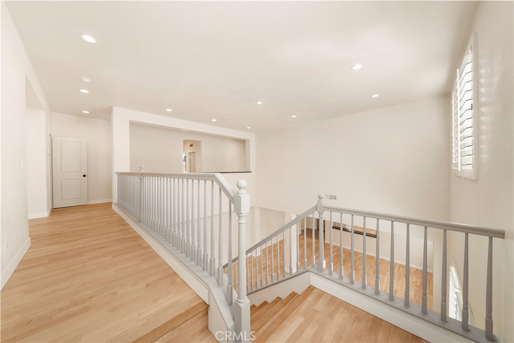 25122 Cliffrose Property Photo 13