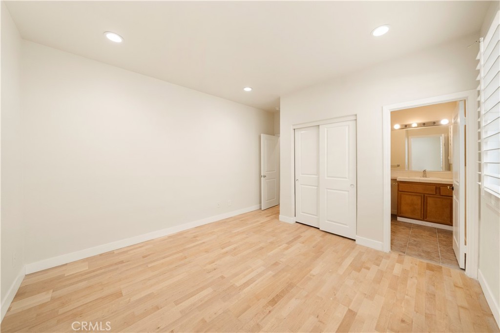 25122 Cliffrose Property Photo 18