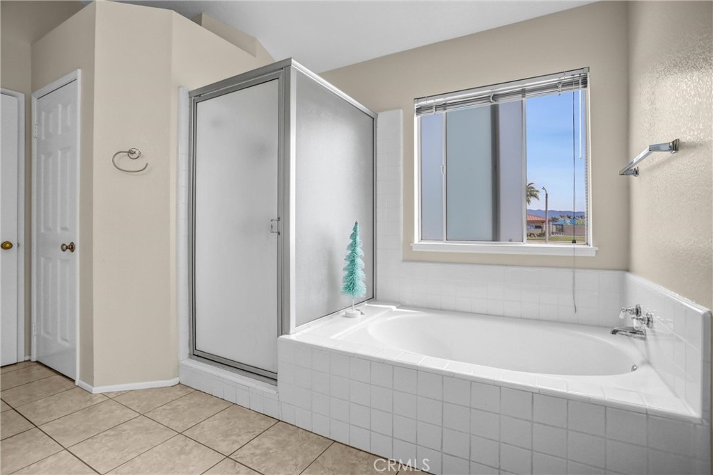 11599 Barrett Property Photo 24