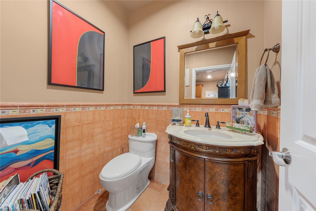 2516 Elsinore Street Property Photo 14