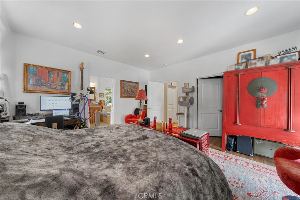 2516 Elsinore Street Property Photo 21