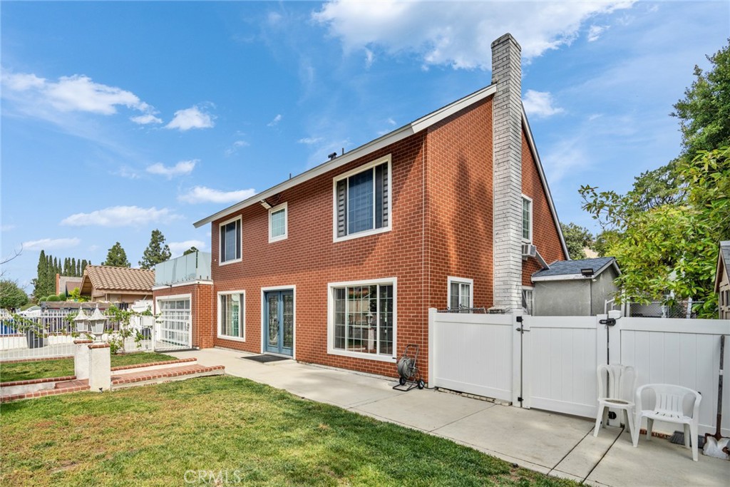 24017 Sunset Crossing Property Photo 2