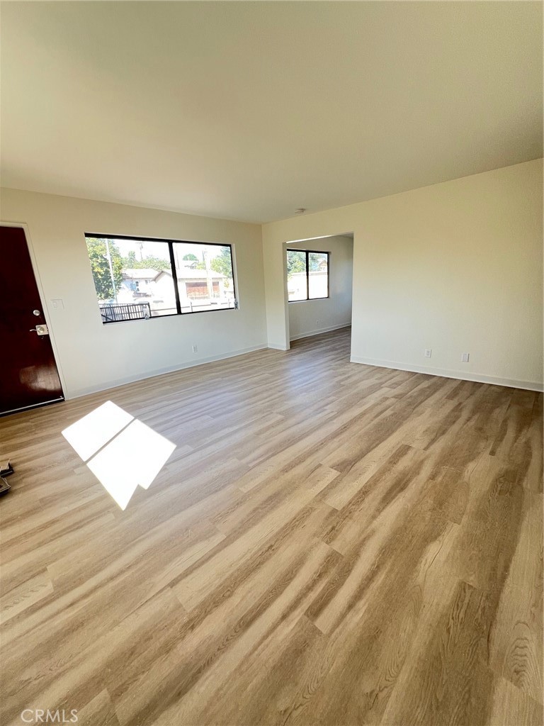235 W 4th Street Property Photo 6