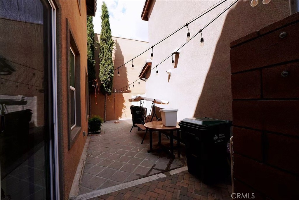103 Cambria Court Property Photo 3