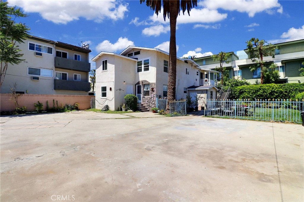 279 Parke Street Property Photo 11