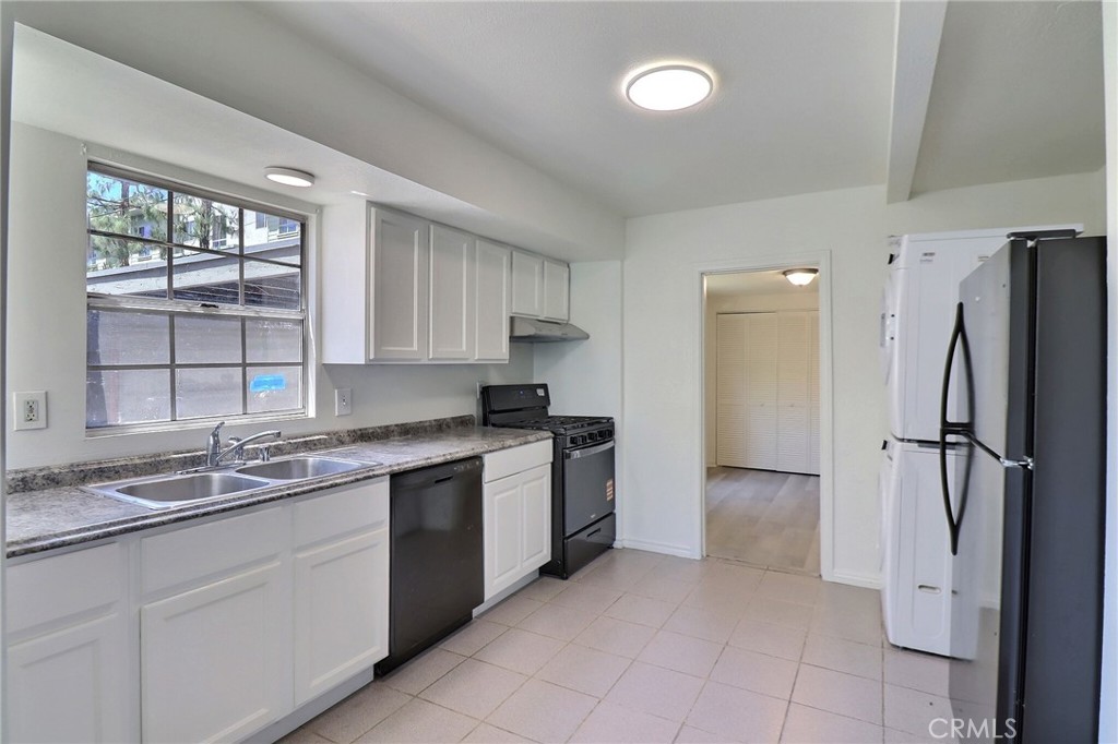 279 Parke Street Property Photo 37
