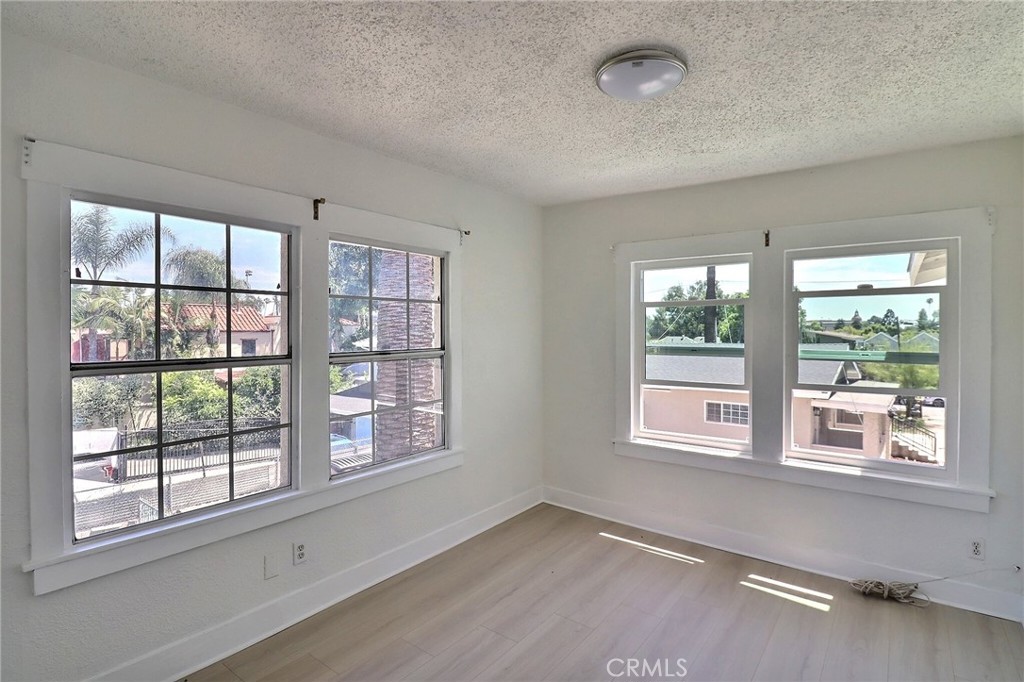 279 Parke Street Property Photo 45
