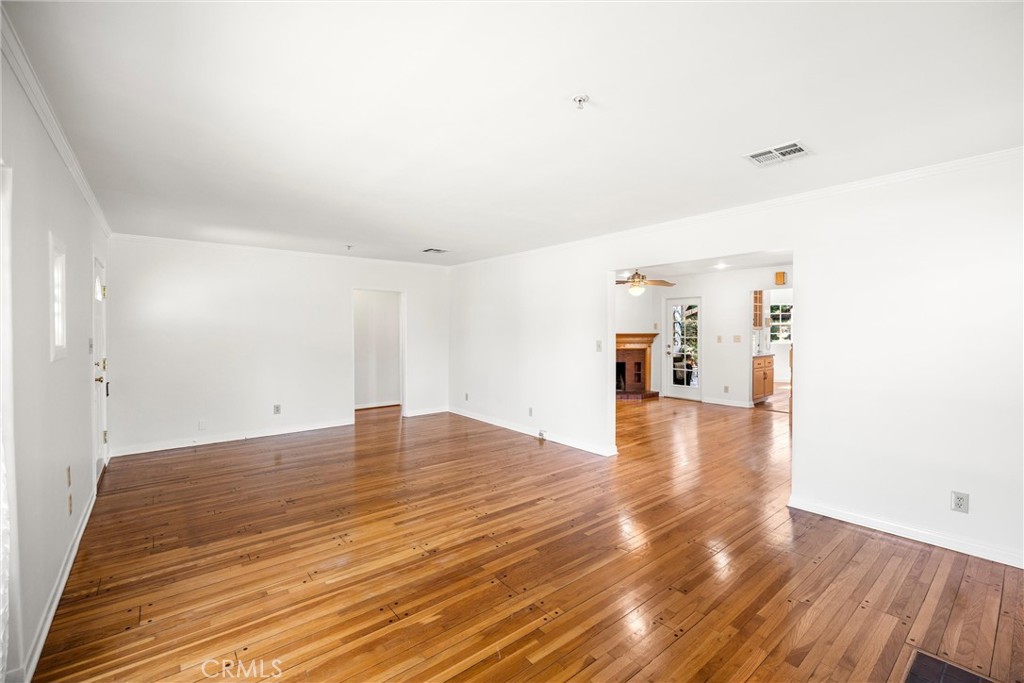 1820 Edgewood Drive Property Photo 8