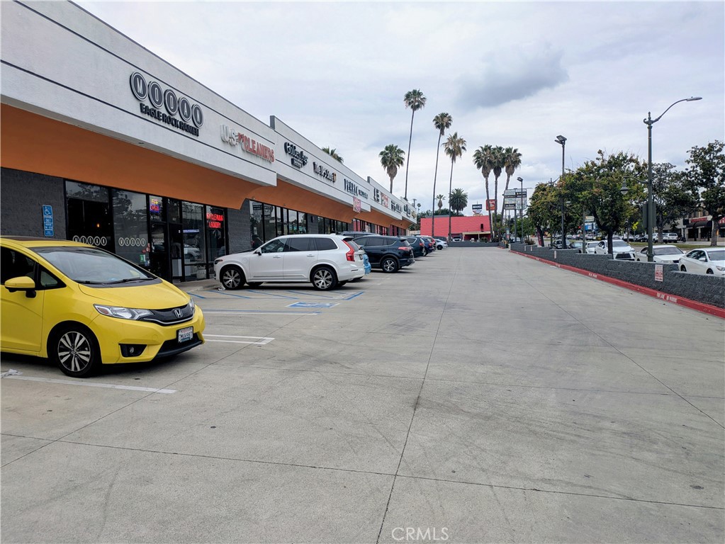 1757 Colorado Boulevard Property Photo 13