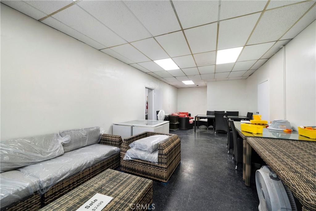13659 Magnolia Avenue Property Photo 16