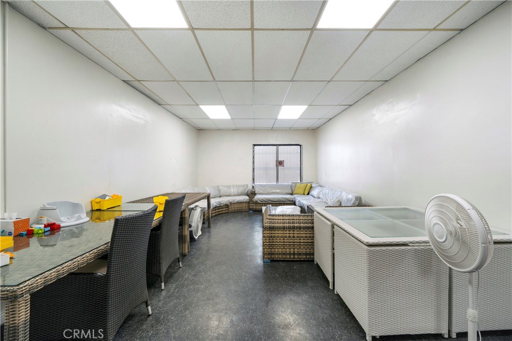 13659 Magnolia Avenue Property Photo 23