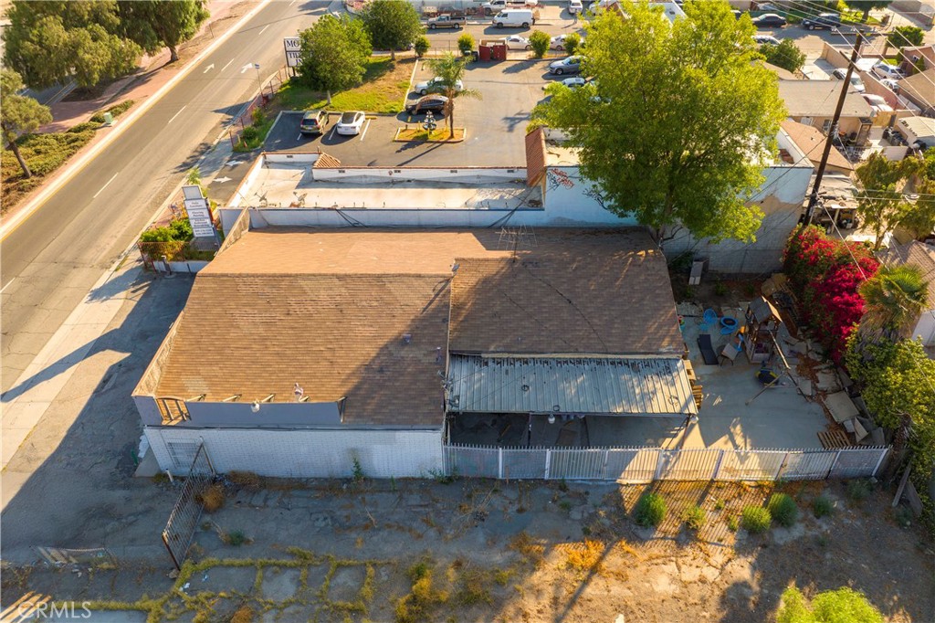 13659 Magnolia Avenue Property Photo 32