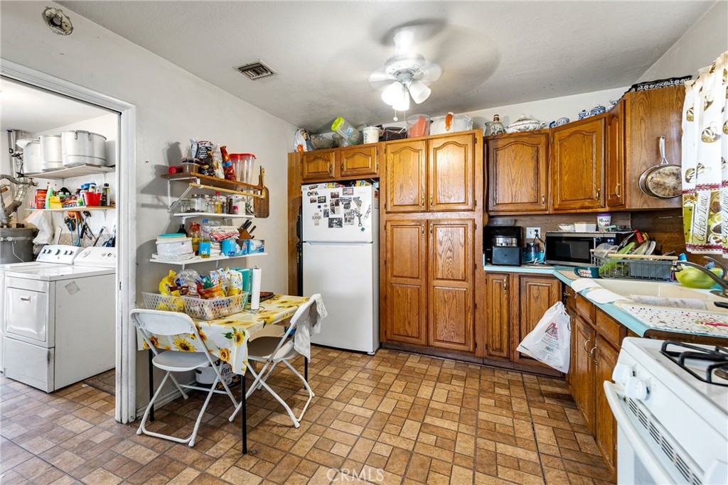 8714 Norwalk Boulevard Property Photo 15