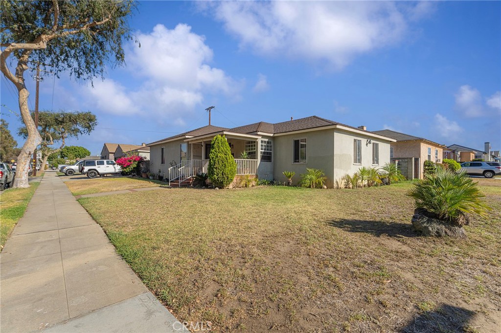 3613 Via Campo Property Photo 1