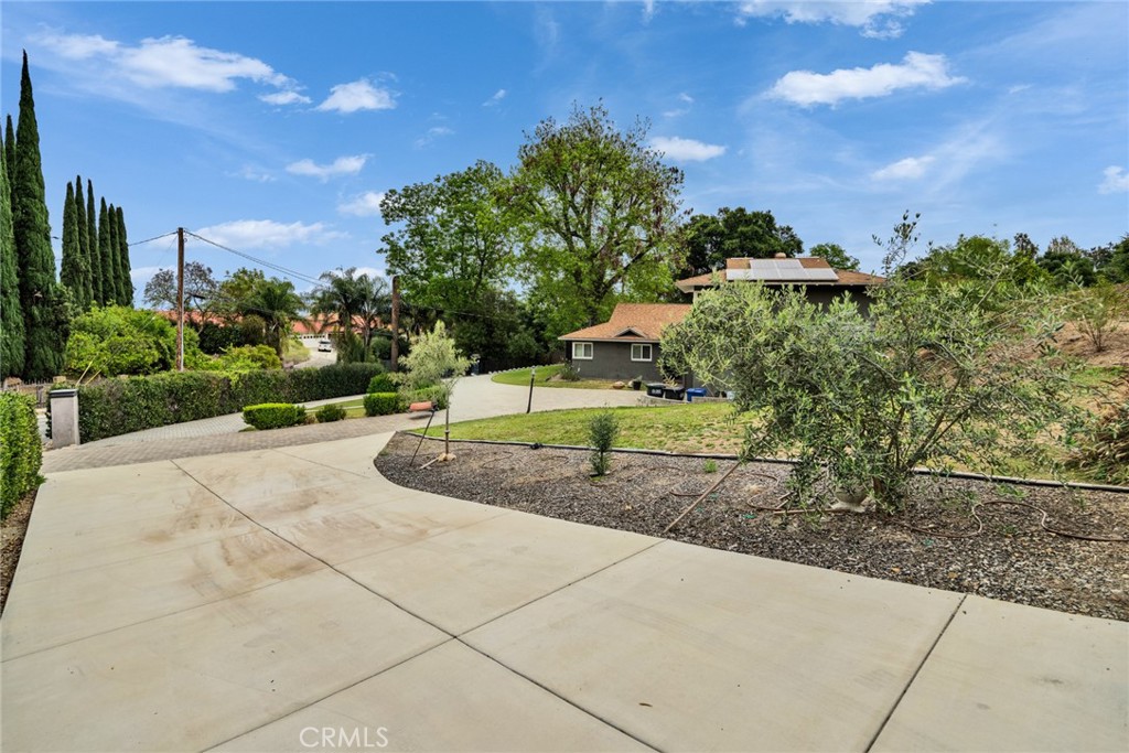 14851 Las Tunas Property Photo 6