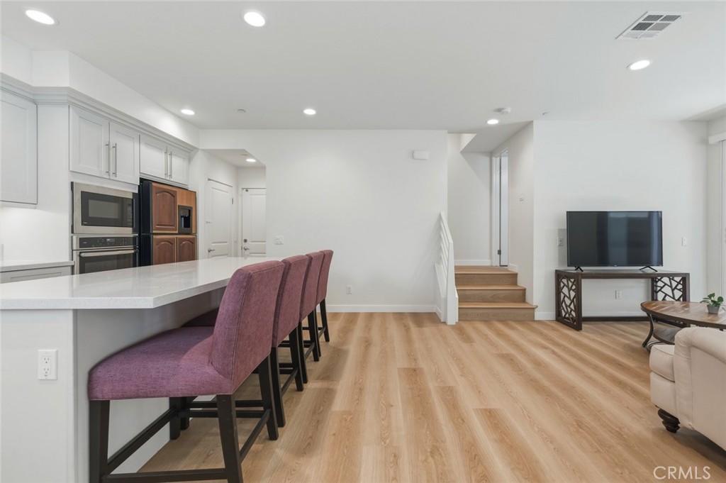 595 Cultivate Property Photo 9