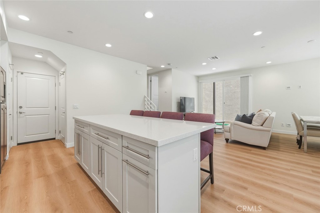 595 Cultivate Property Photo 16