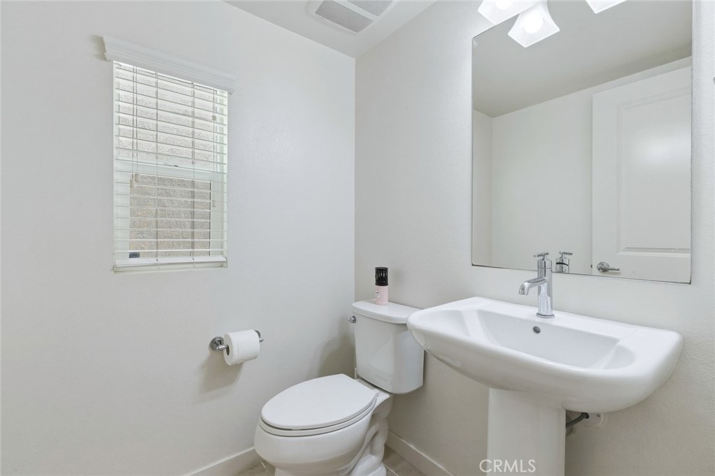 595 Cultivate Property Photo 18