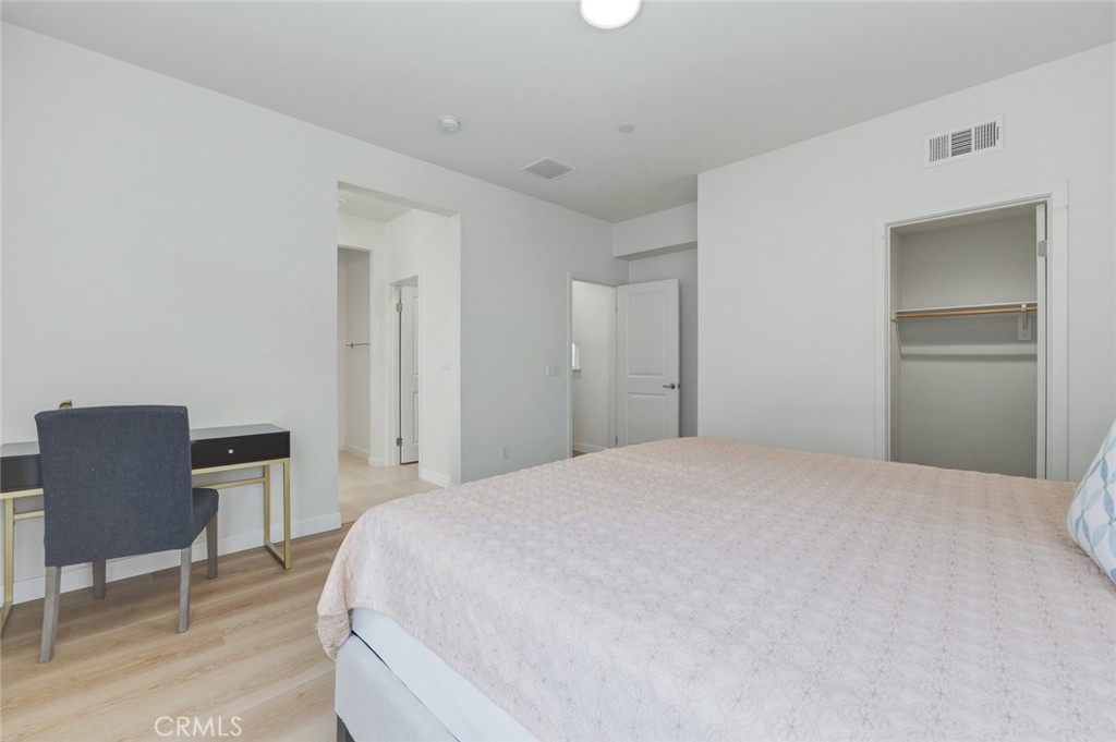 595 Cultivate Property Photo 21