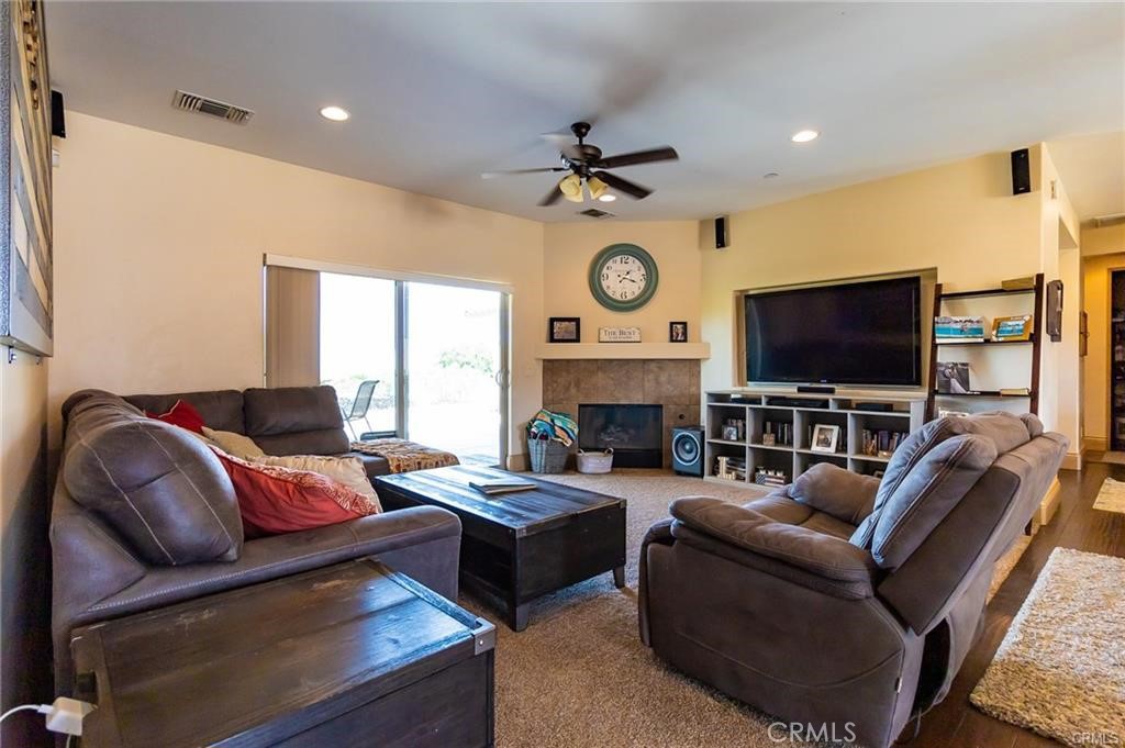 8212 Emerson Property Photo 7