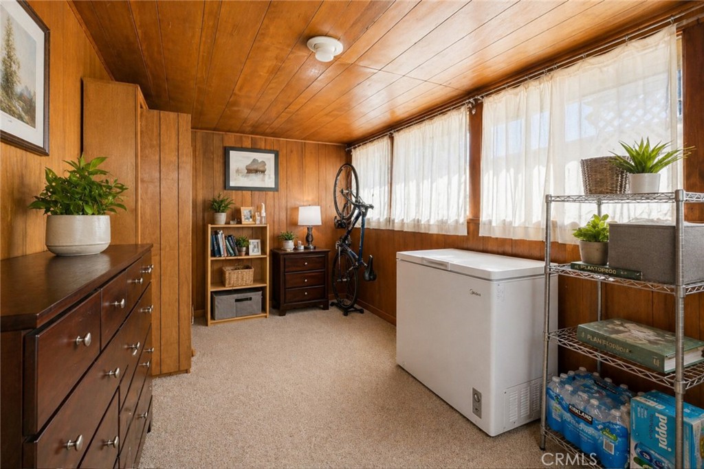 44 N Berkeley Avenue Property Photo 13