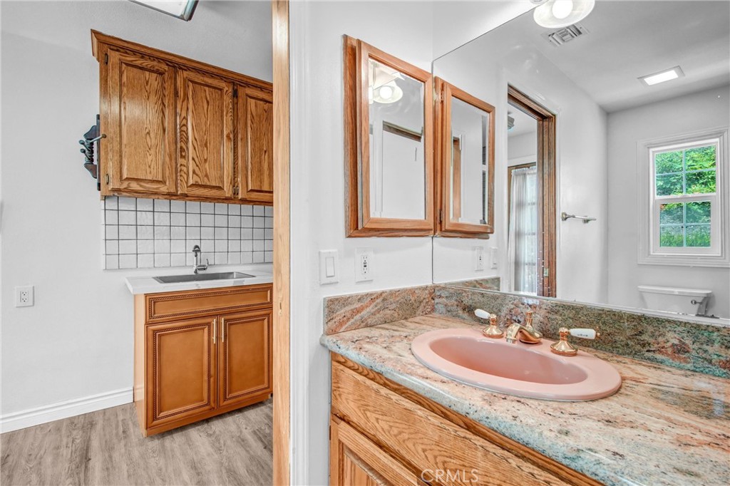 1249 Oakhaven Property Photo 19
