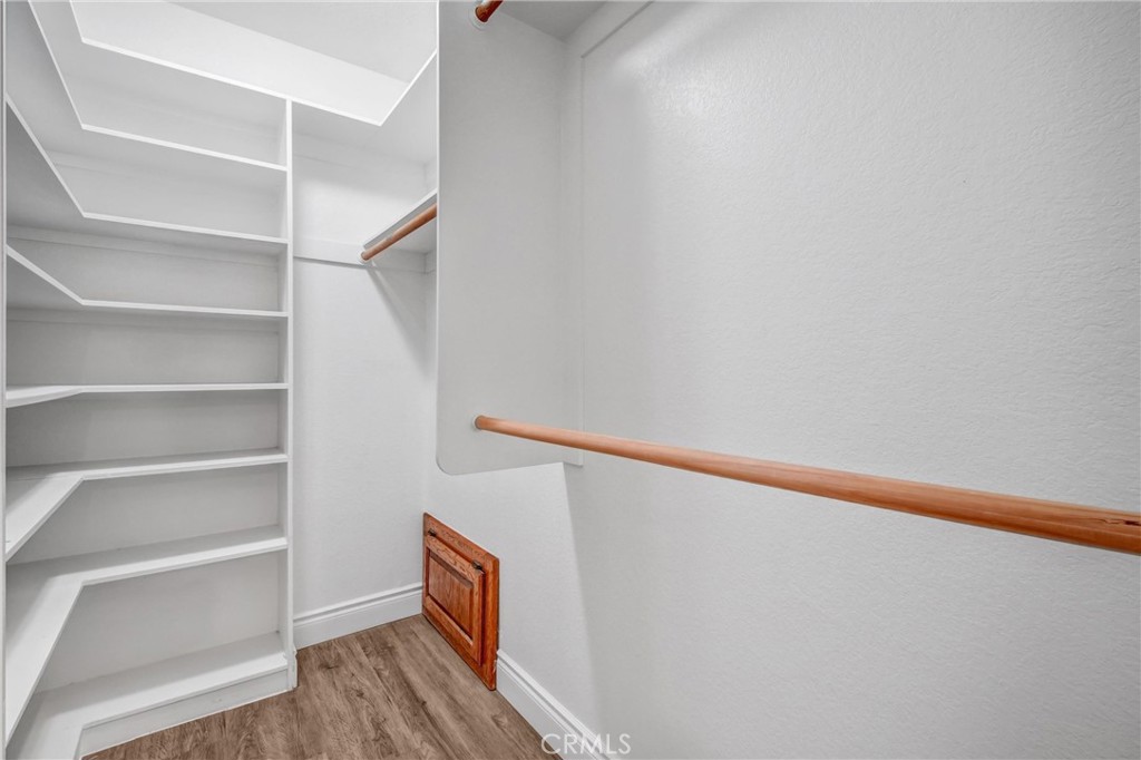 1249 Oakhaven Property Photo 30