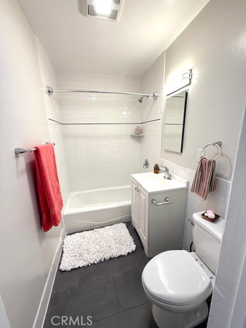 518 E Washington Property Photo 22