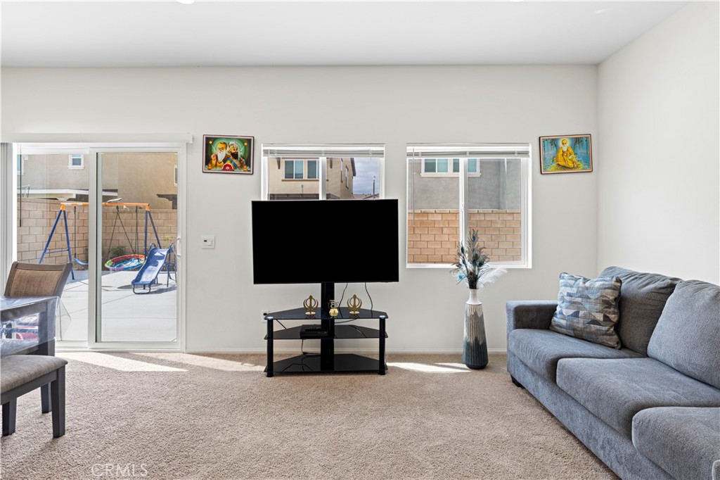 8522 Arbolita Street Property Photo 3