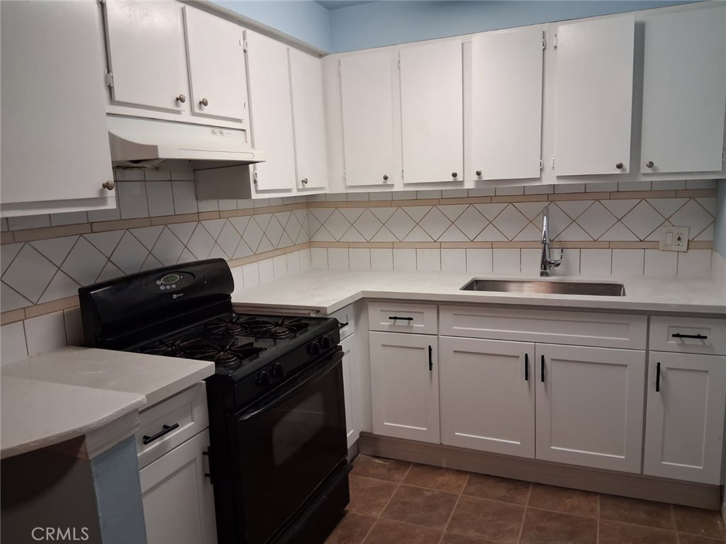 602 Karesh Avenue Property Photo 3