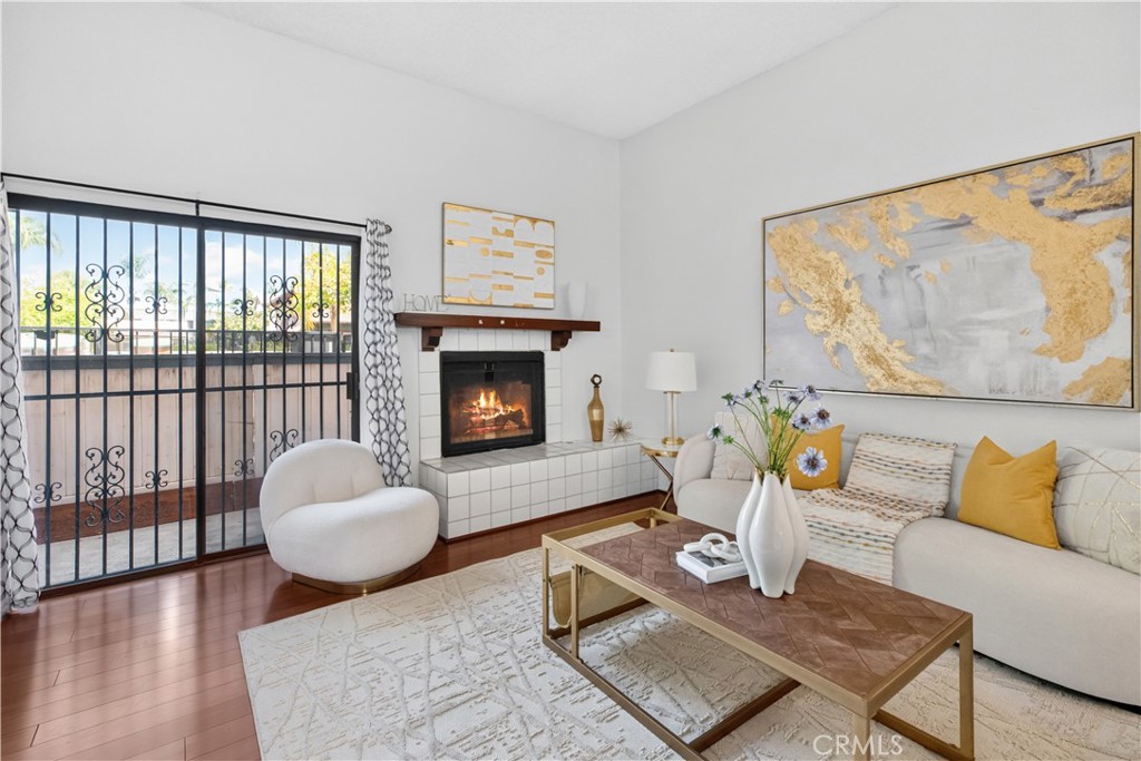519 N Chandler Avenue A Property Photo 2