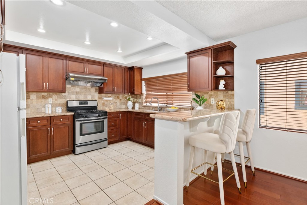 519 N Chandler Avenue A Property Photo 13