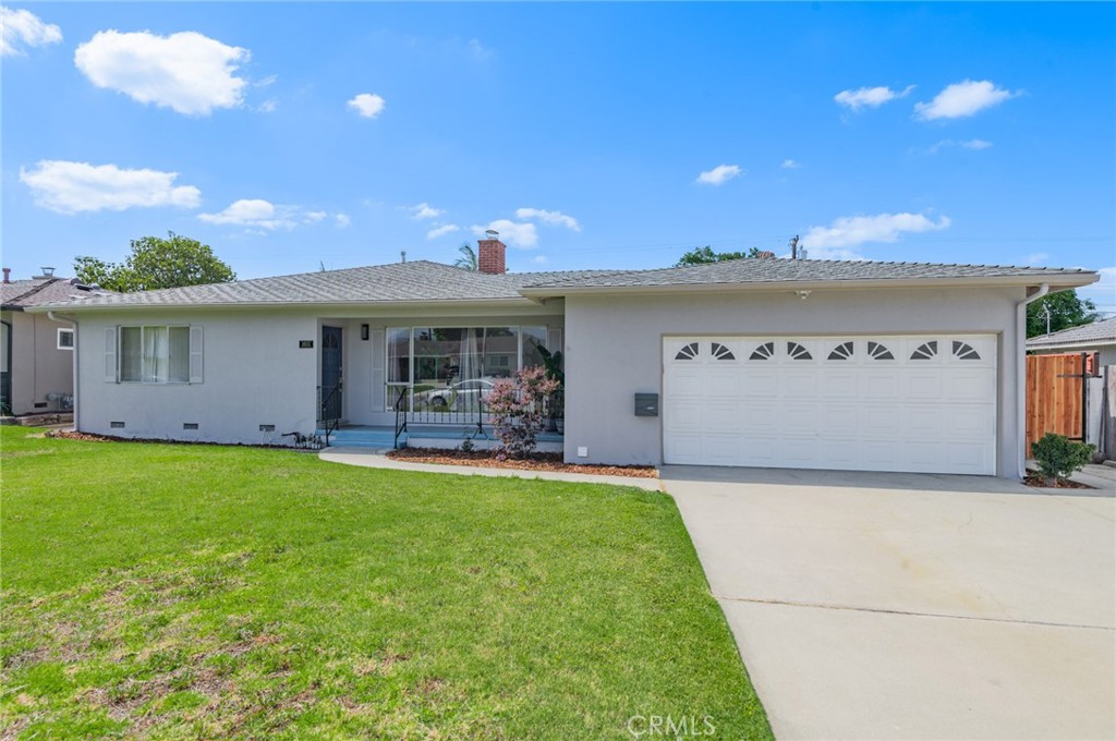 1832 E Eckerman Property Photo