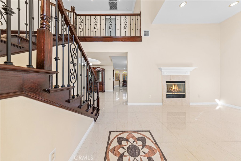 5215 Buffington Property Photo 5
