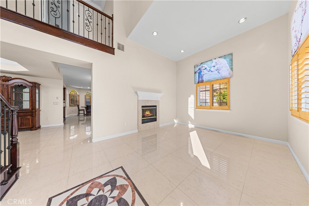 5215 Buffington Property Photo 6