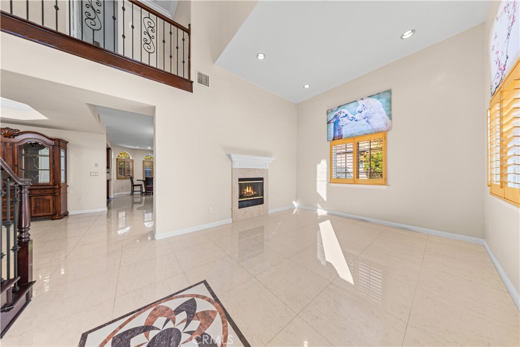 5215 Buffington Property Photo 6