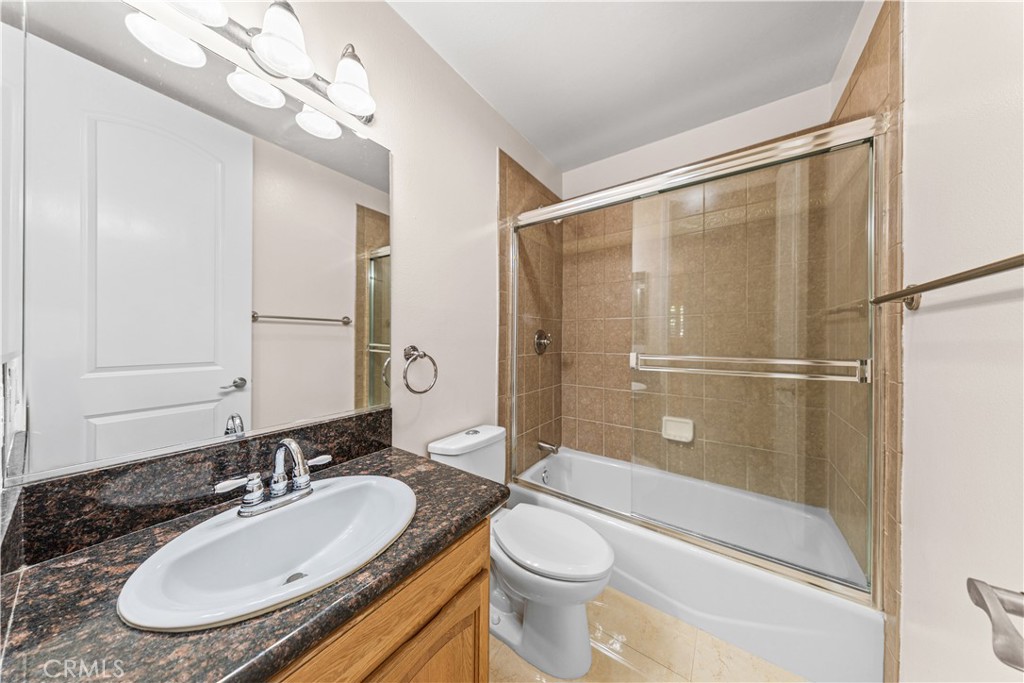 5215 Buffington Property Photo 17