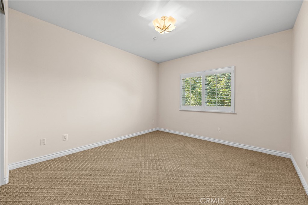5215 Buffington Property Photo 31