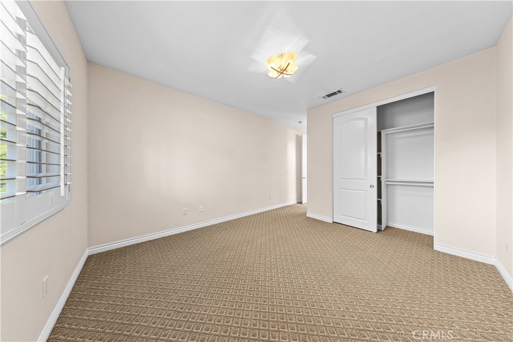 5215 Buffington Property Photo 32