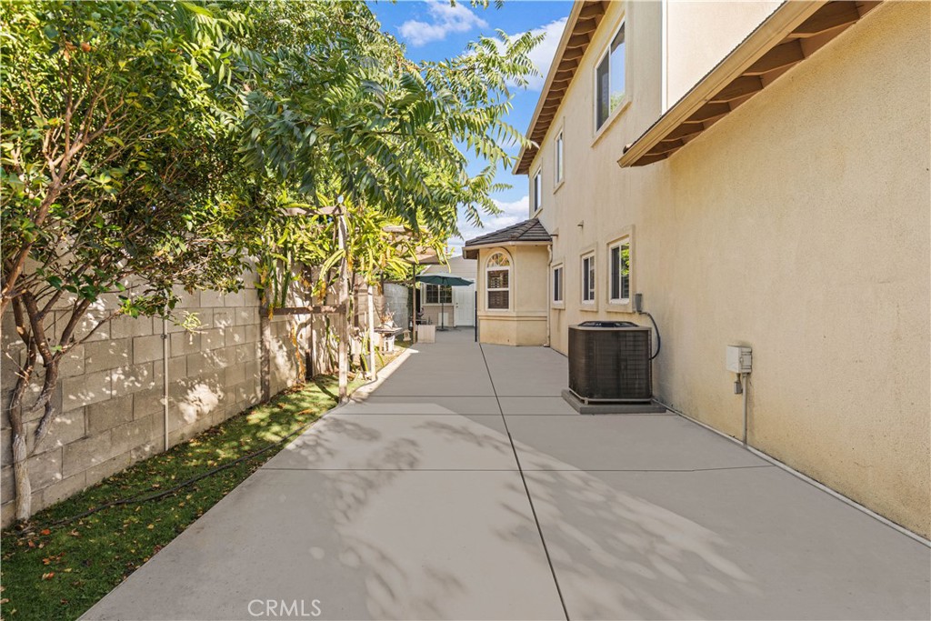 5215 Buffington Property Photo 39