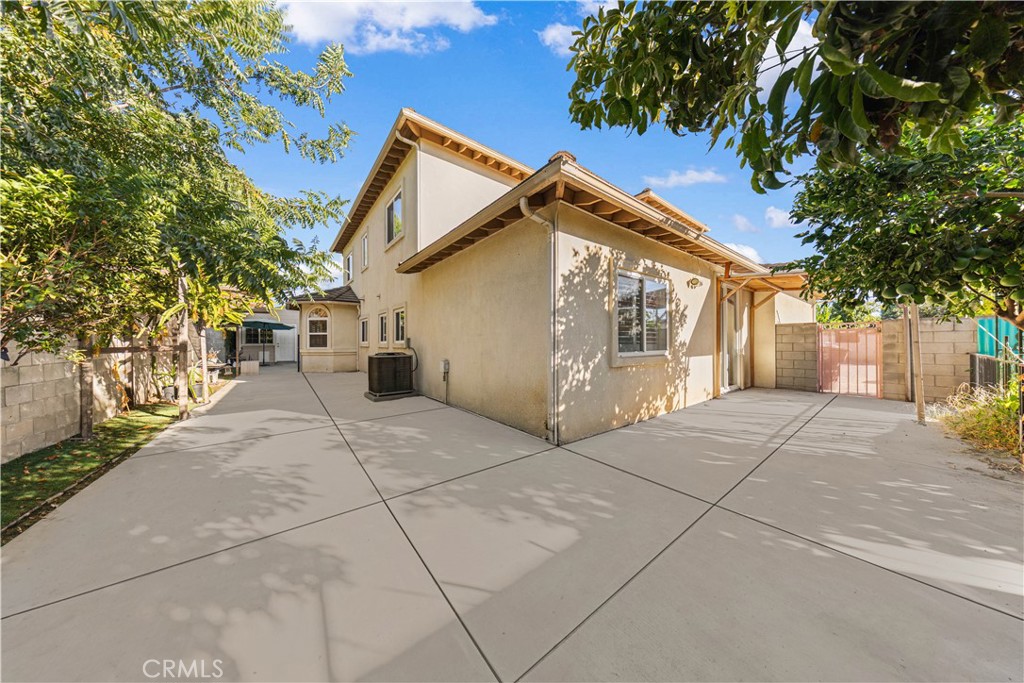 5215 Buffington Property Photo 40