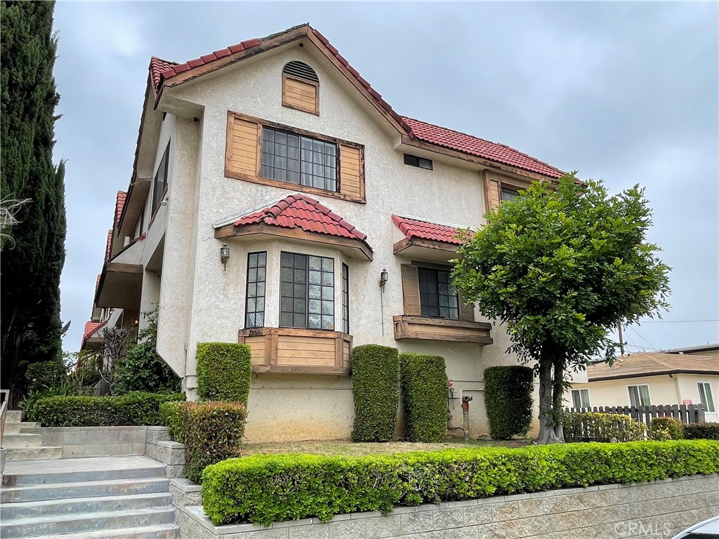 423 Pomelo Property Photo 1
