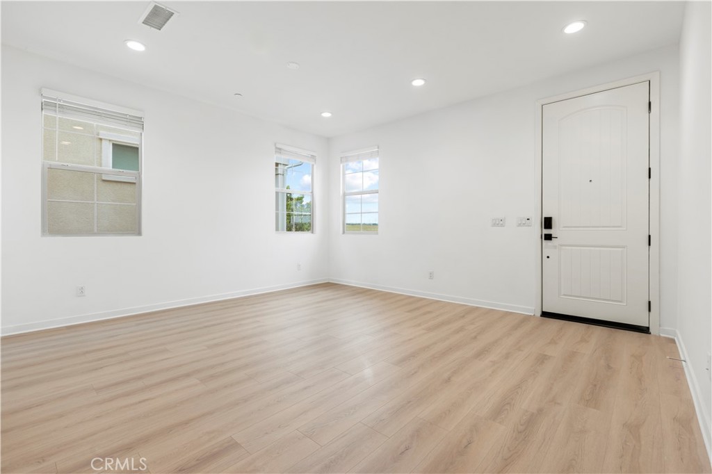 7019 Aloe Ln Property Photo 5
